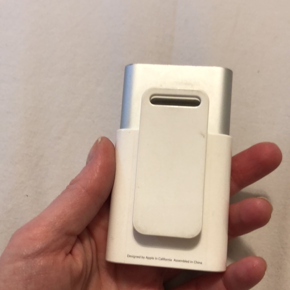 iPod 4GB model # A1051 from 2005 - Picture 2 of 6